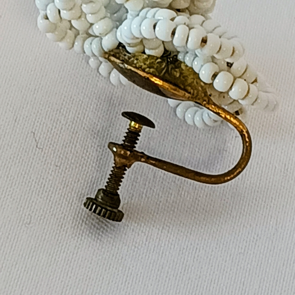 𝑴𝒊𝒅𝑪𝒆𝒏𝒕𝒖𝒓𝒚 𝑮𝒍𝒂𝒔𝒔 𝑺𝒆𝒆𝒅 𝑺𝒓𝒆𝒘𝒃𝒂𝒄𝒌 𝑬𝒂𝒓𝒓𝒊𝒏𝒈𝒔 - Picture 4 of 7